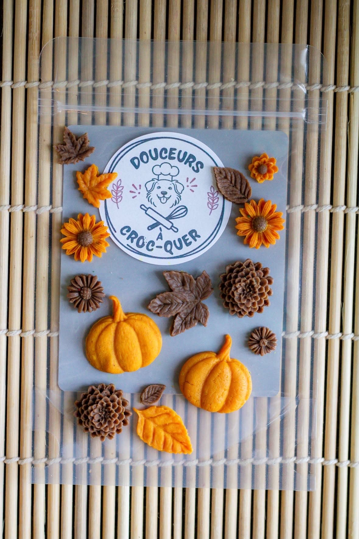Kit Croc-Bê Citrouilles et tournesols : bouchées au lait de chèvre en forme de citrouilles, de tournesols et de feuilles d'érable